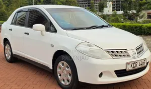 Nissan Tiida 2011 White