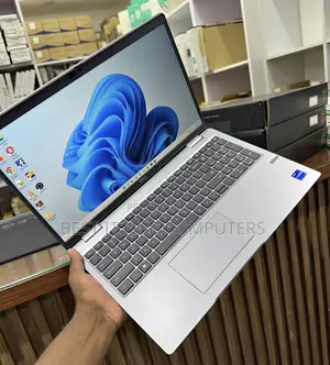 Laptop Dell Inspiron 15 3551 16GB Intel Core i7 SSD 512GB