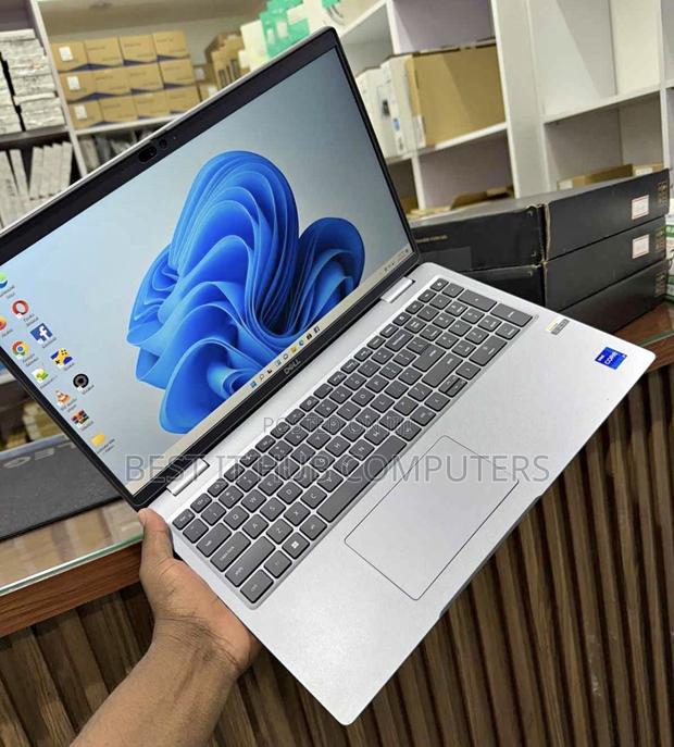 Laptop Dell Inspiron 15 3551 16GB Intel Core i7 SSD 512GB - thumbnail 3