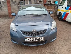 Toyota Belta 2009 Blue