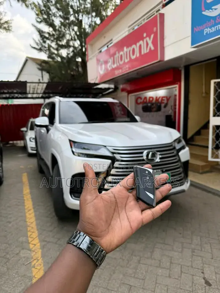 Lexus Car Keys Programming and Cutting