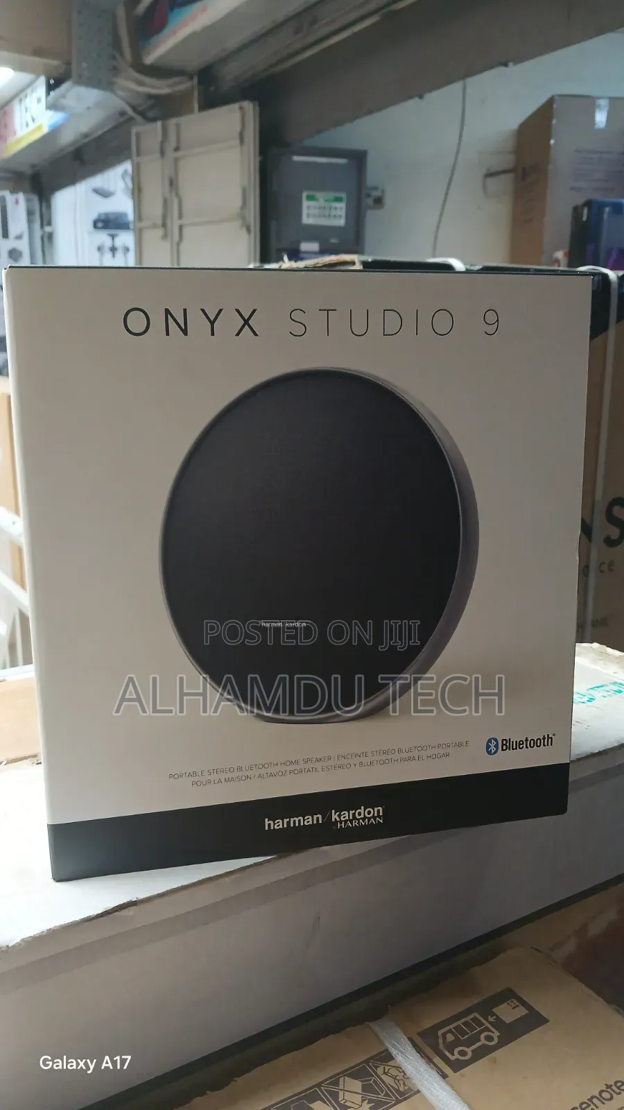Onyx Studio 9