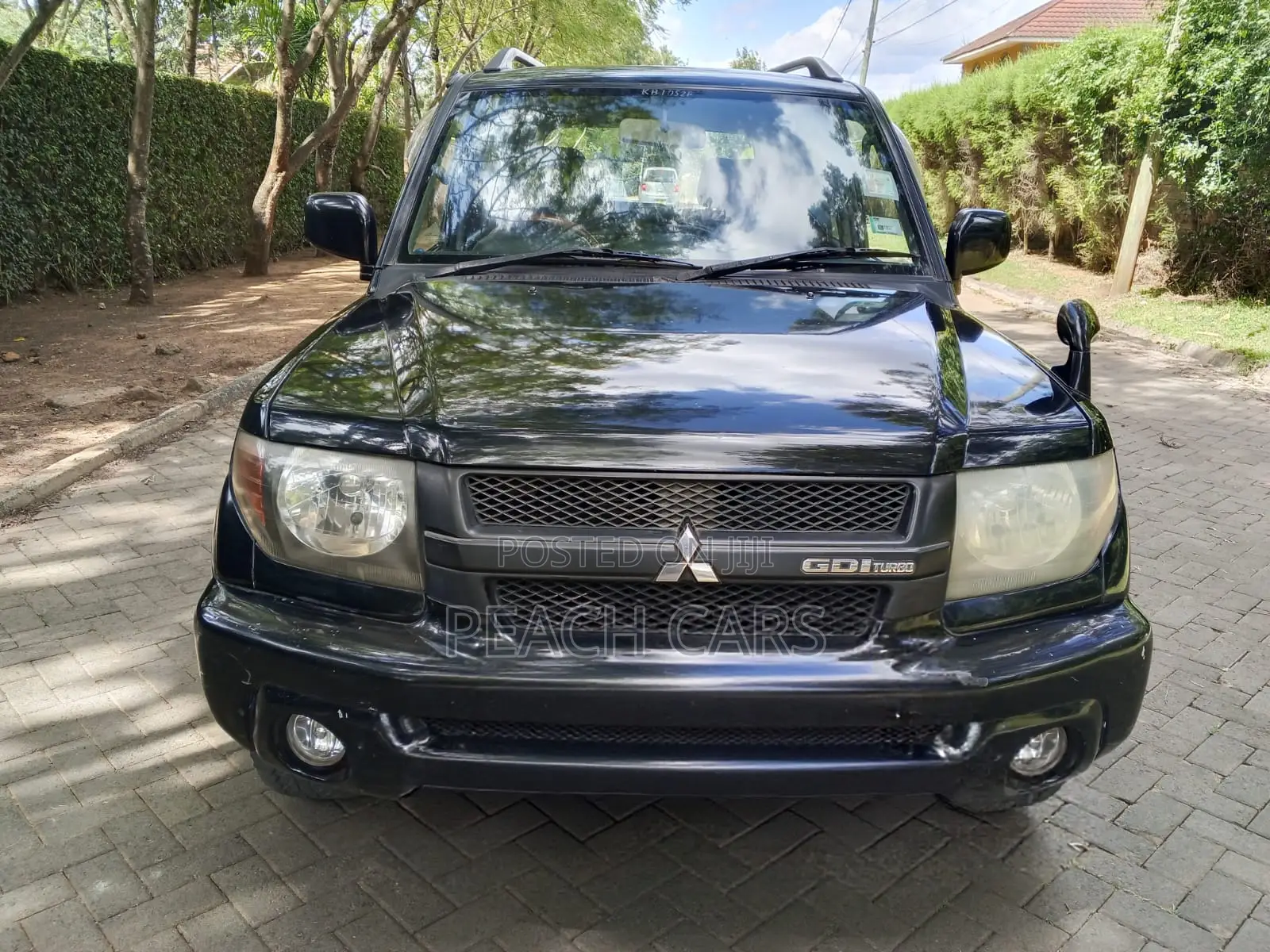 Mitsubishi Pajero IO 2002 Black