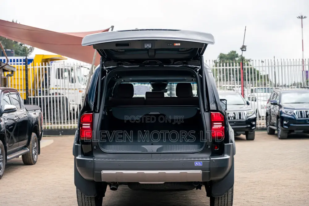 Toyota Land Cruiser LC250 2024 Black