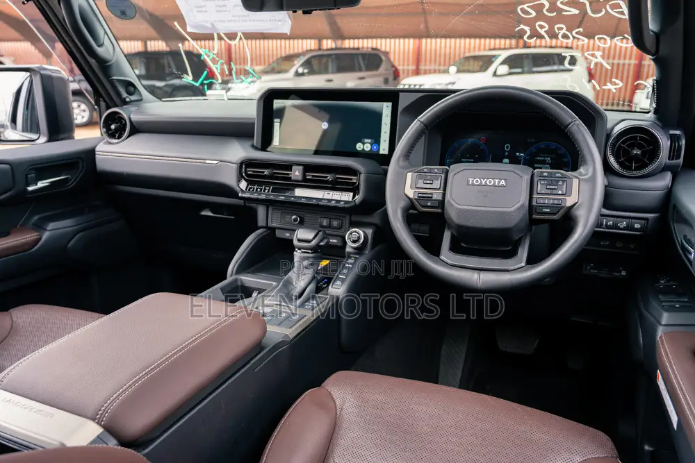 Toyota Land Cruiser LC250 2024 Black