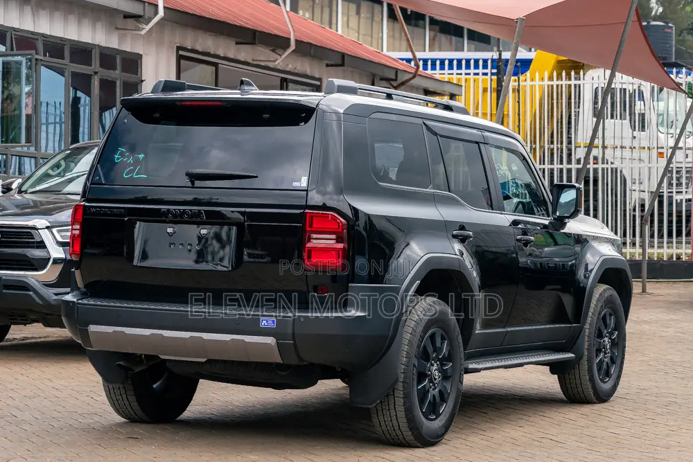 Toyota Land Cruiser LC250 2024 Black