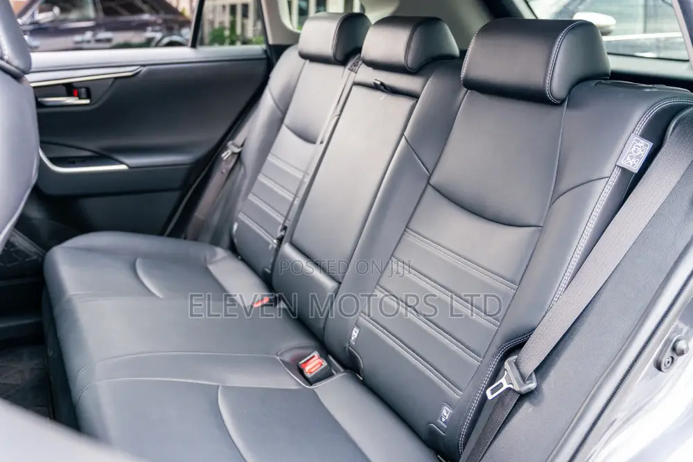 Toyota RAV4 Hybrid 2020 Gray