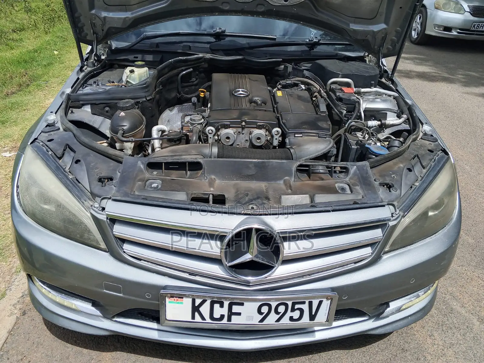 Mercedes-Benz C-Class 2009 Gray