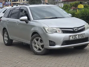 Toyota Corolla Fielder 2015 Silver