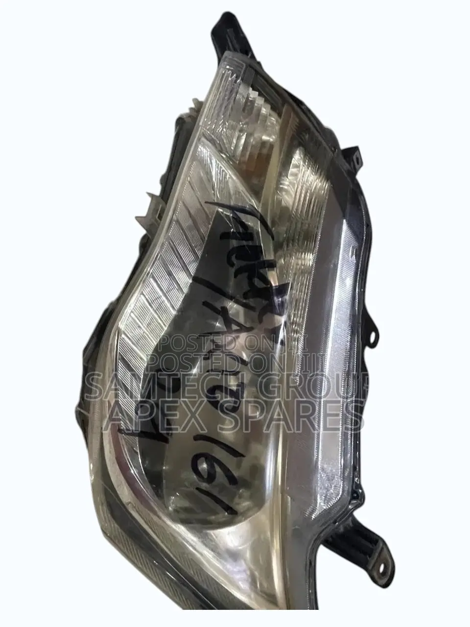 Axio 161 Headlights