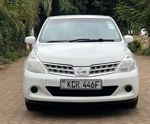 Nissan Tiida 2011 White