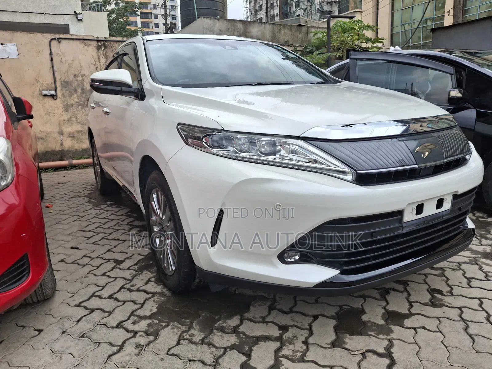 Toyota Harrier 2.0 2019 Pearl