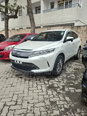 Toyota Harrier 2.0 2019 Pearl