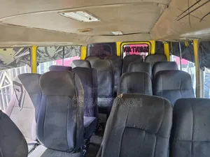 Toyota Coaster 2006 Gold