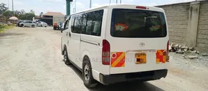Toyota HiAce 2011 White