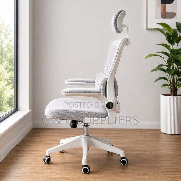White Ergonomic Modern Office Chair - thumbnail 2