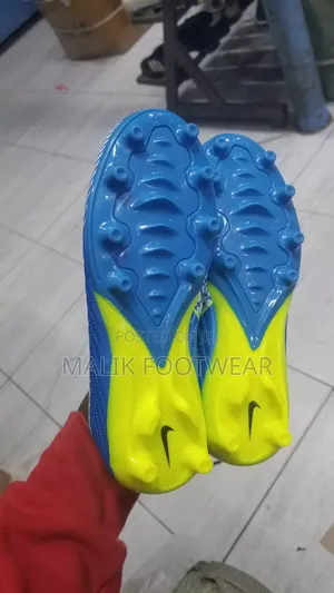 Airzoom Two Boots