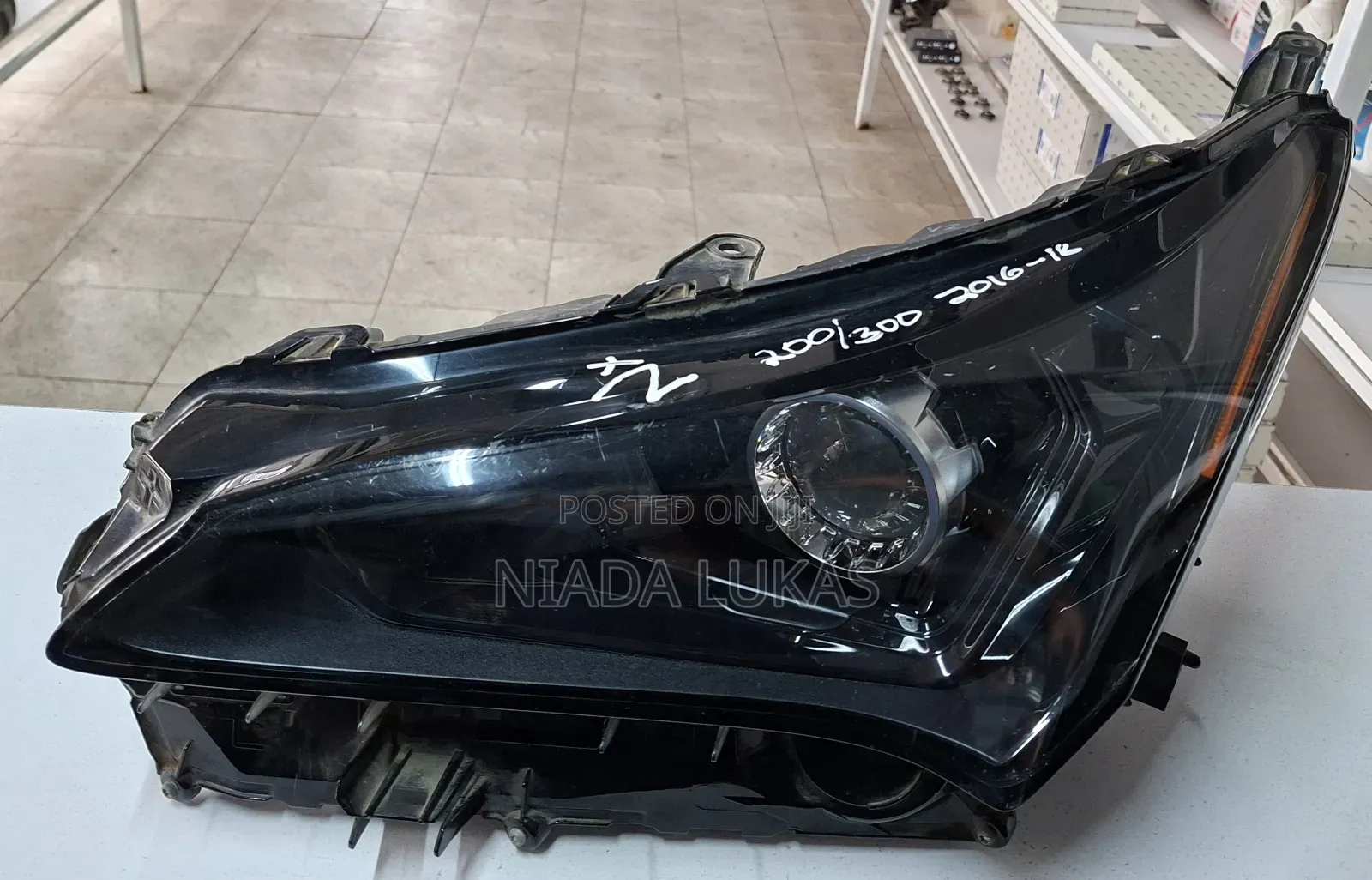 Lexus Nx Xenon Headlight