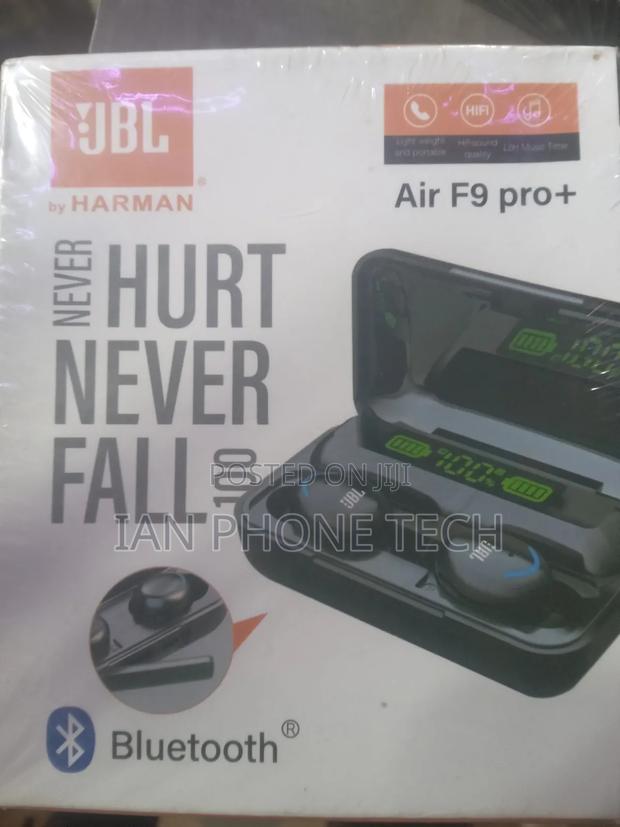 JBL Wireless Earbuds