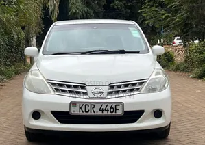 Nissan Tiida 2011 White
