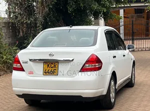 Nissan Tiida 2011 White