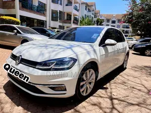 Volkswagen Golf TSI S 4-Door FWD 2017 White