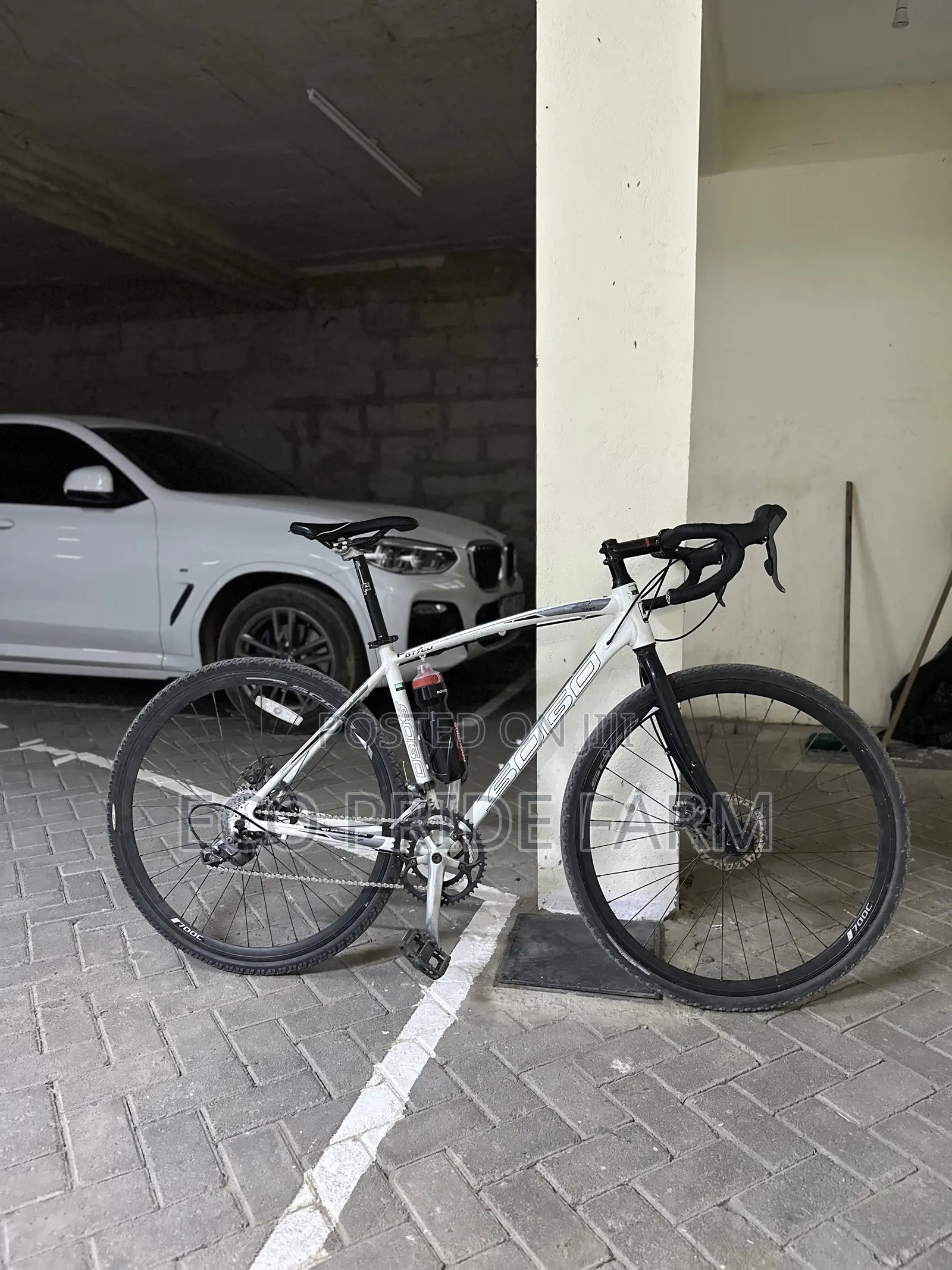 Gravel Bike