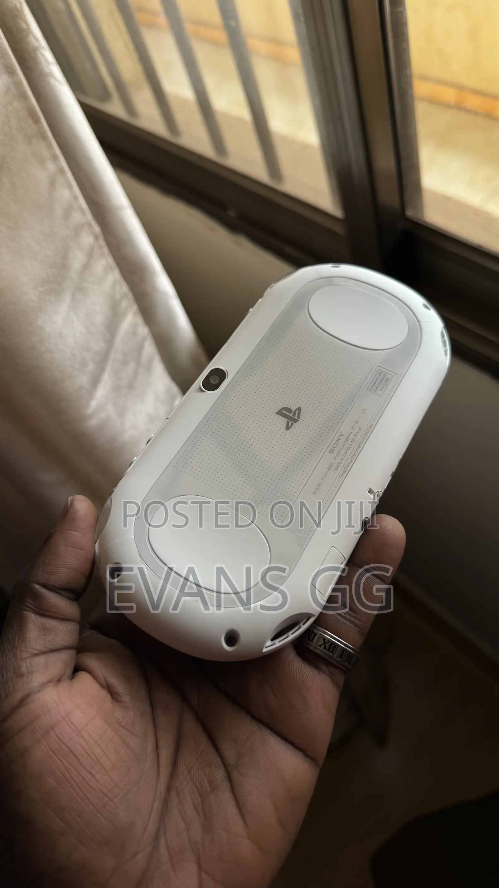 Playstation Vita 2000 (Slim)
