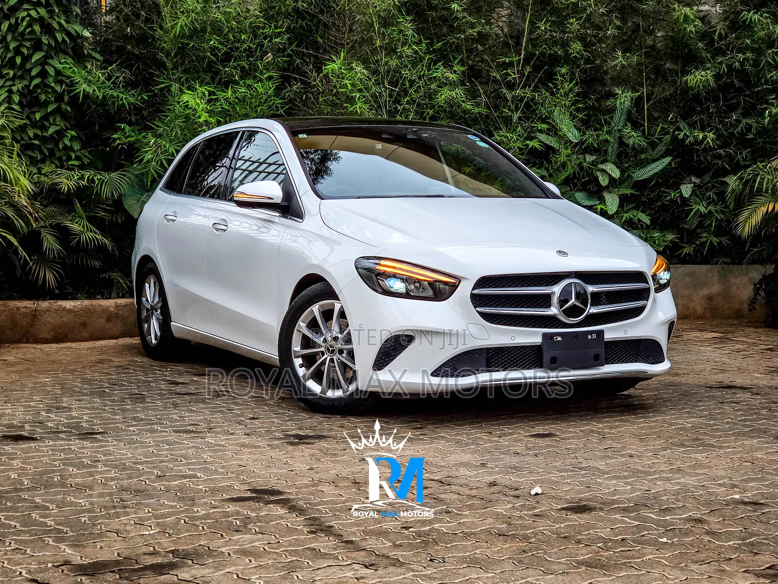 Mercedes-Benz B-Class B180 Petrol 2019 White