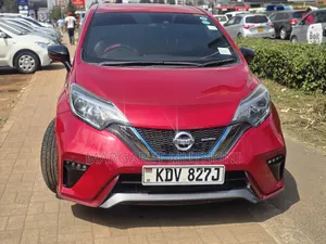 Nissan Note 2018 Red