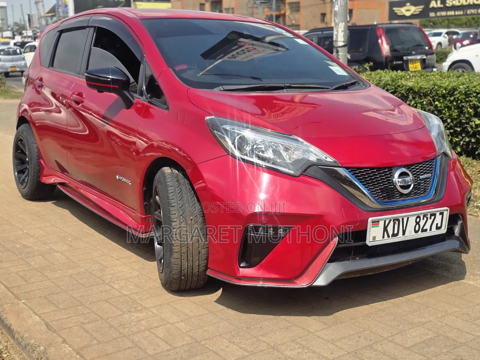 Nissan Note 2018 Red
