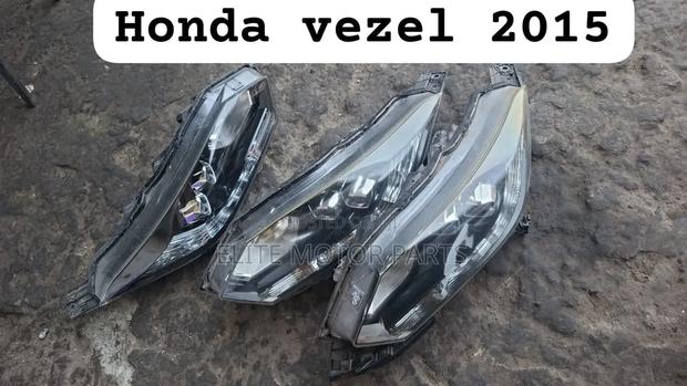 Honda Vezel 2015 X-Japan Headlight