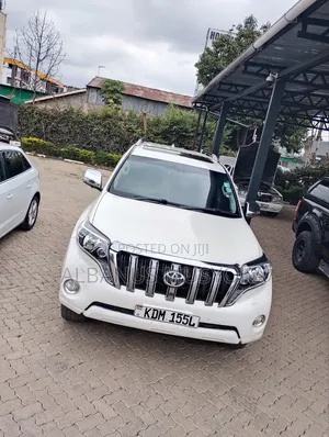 Toyota Land Cruiser Prado 2016 White