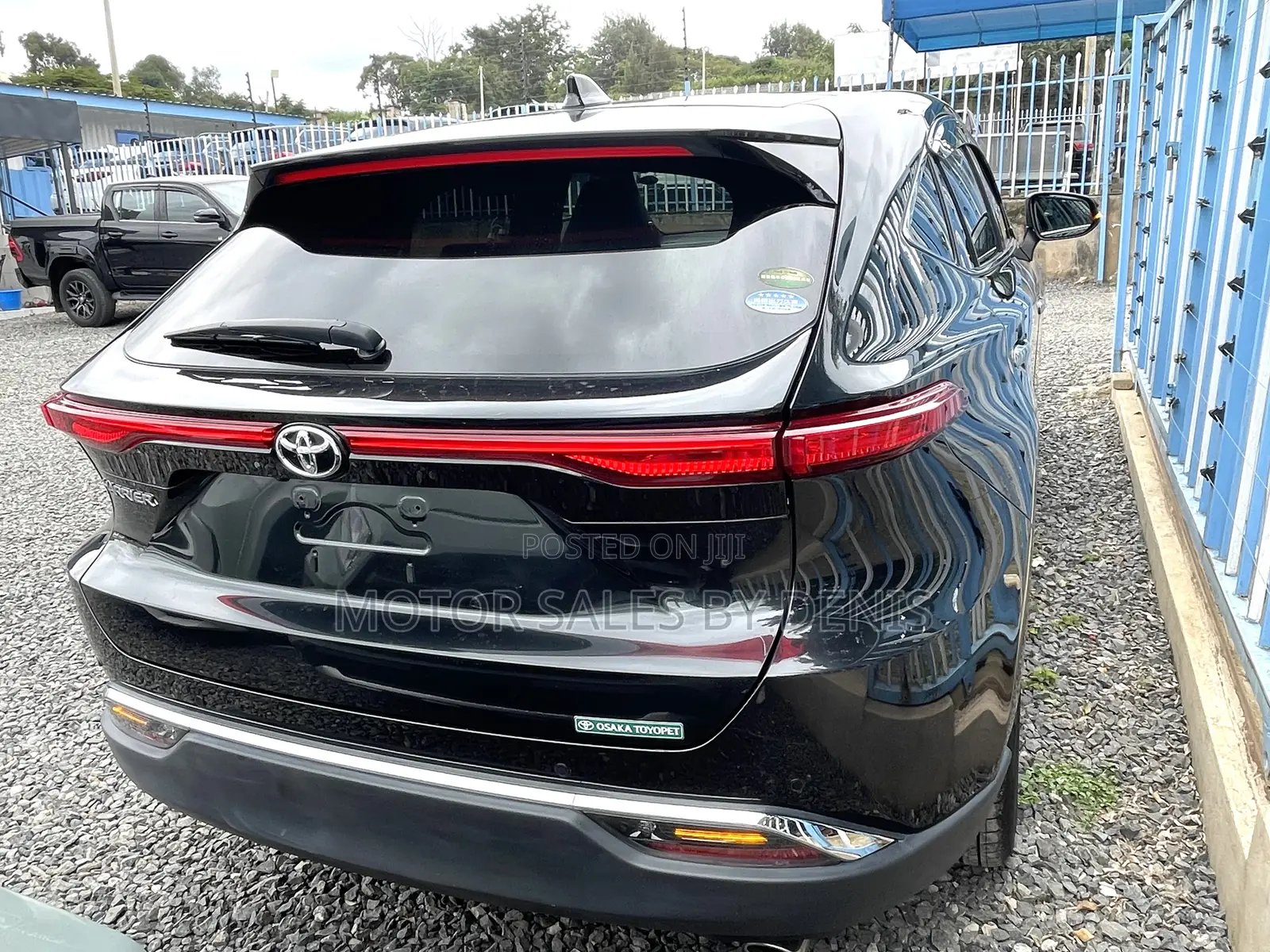 Toyota Harrier 2.0 2020 Black