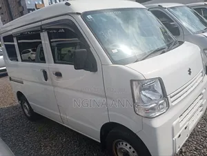Suzuki Every Wagon 2019 White
