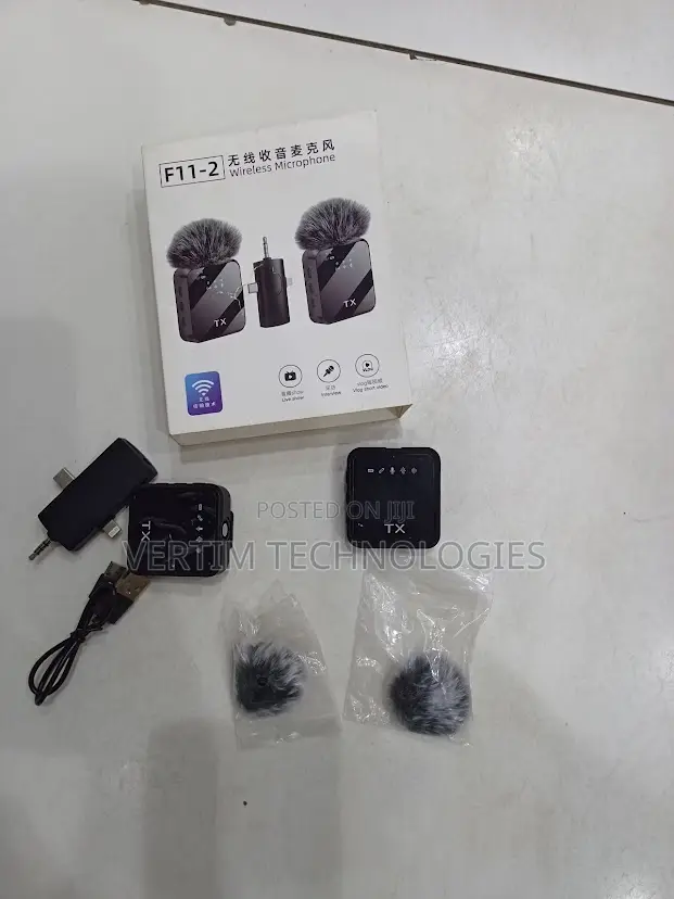 F11 Dual Wireless Microphone for Interviews and Vlogging