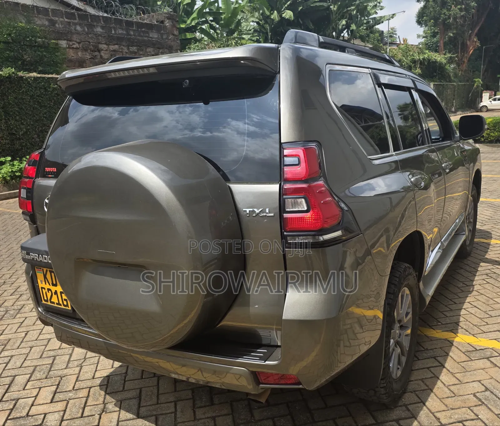 Toyota Land Cruiser Prado 2015 Brown