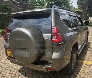 Toyota Land Cruiser Prado 2015 Brown