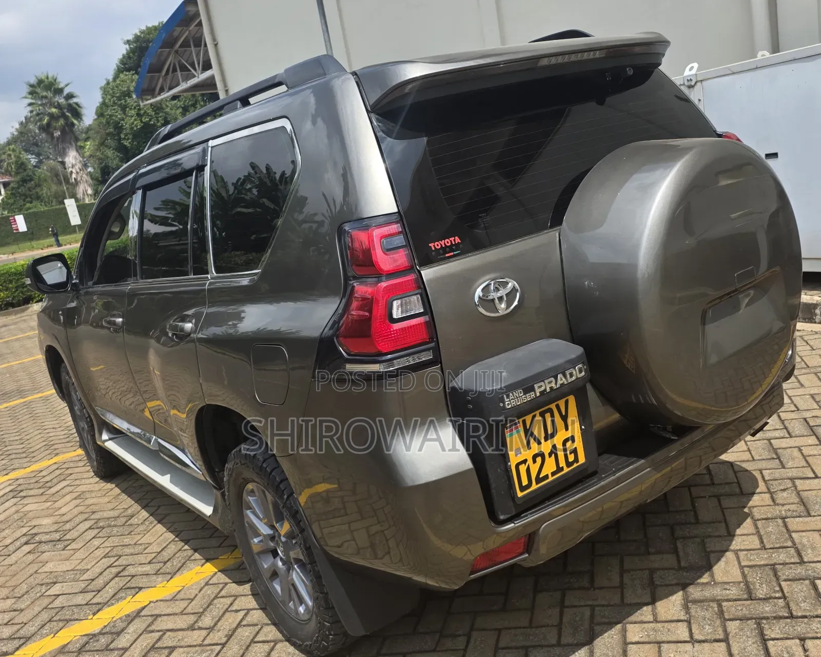 Toyota Land Cruiser Prado 2015 Brown