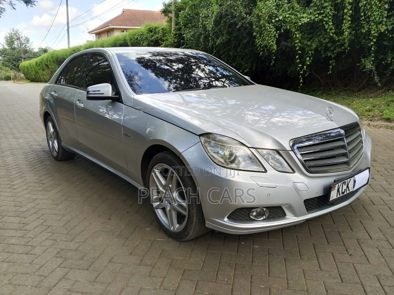 Mercedes-Benz E250 2009 Silver