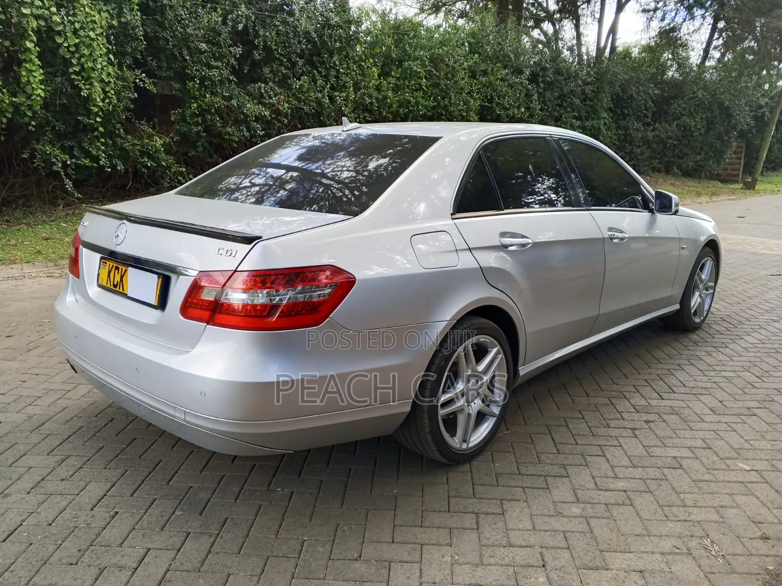 Mercedes-Benz E250 2009 Silver