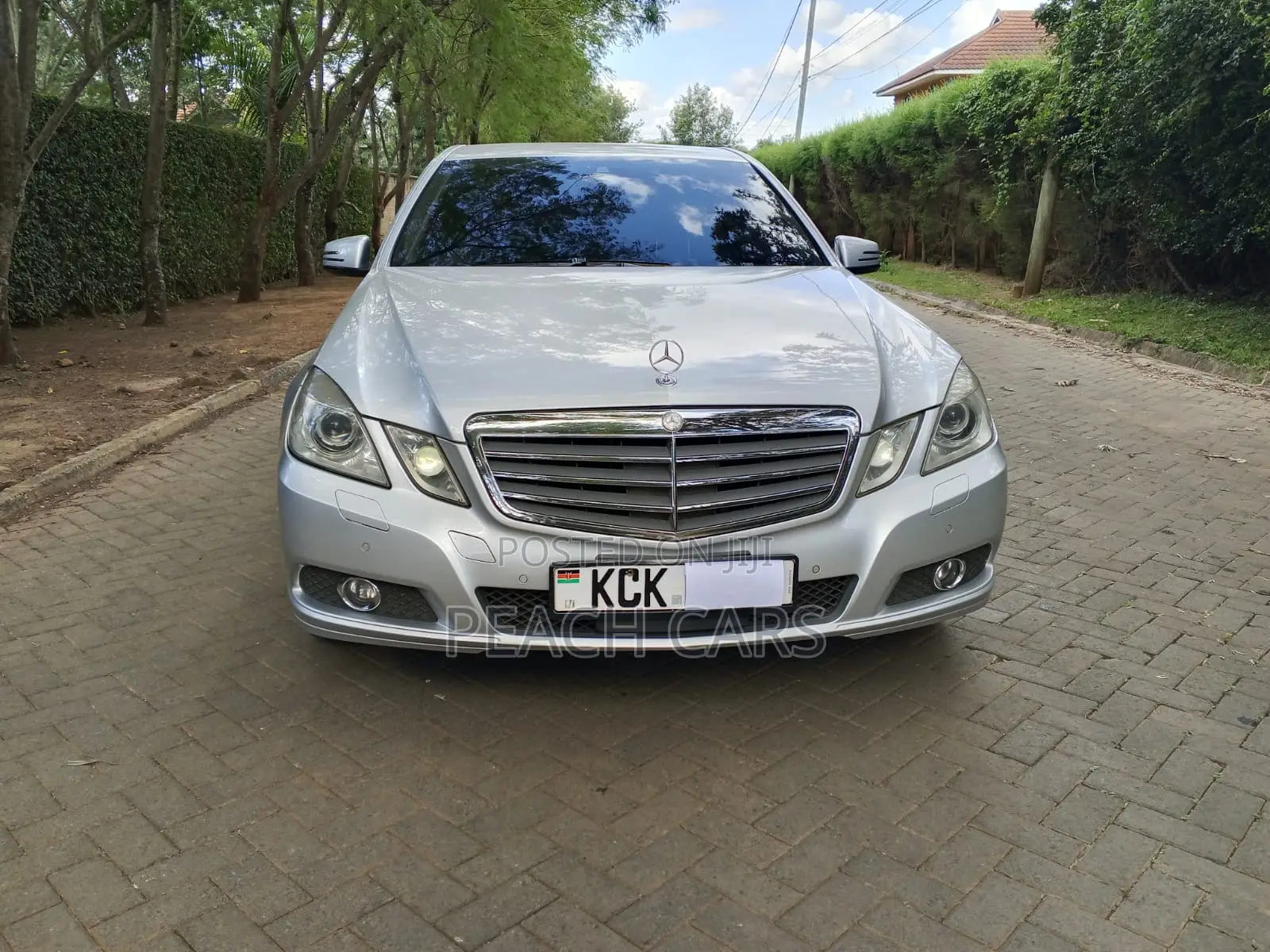 Mercedes-Benz E250 2009 Silver