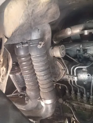 Mitsubishi Mahewa Mguu Kumi