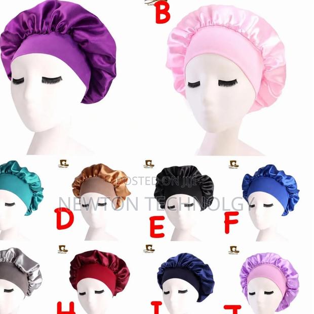  Sleeping Bonnets
Material Silk
Has an Elastic Band - thumbnail 2