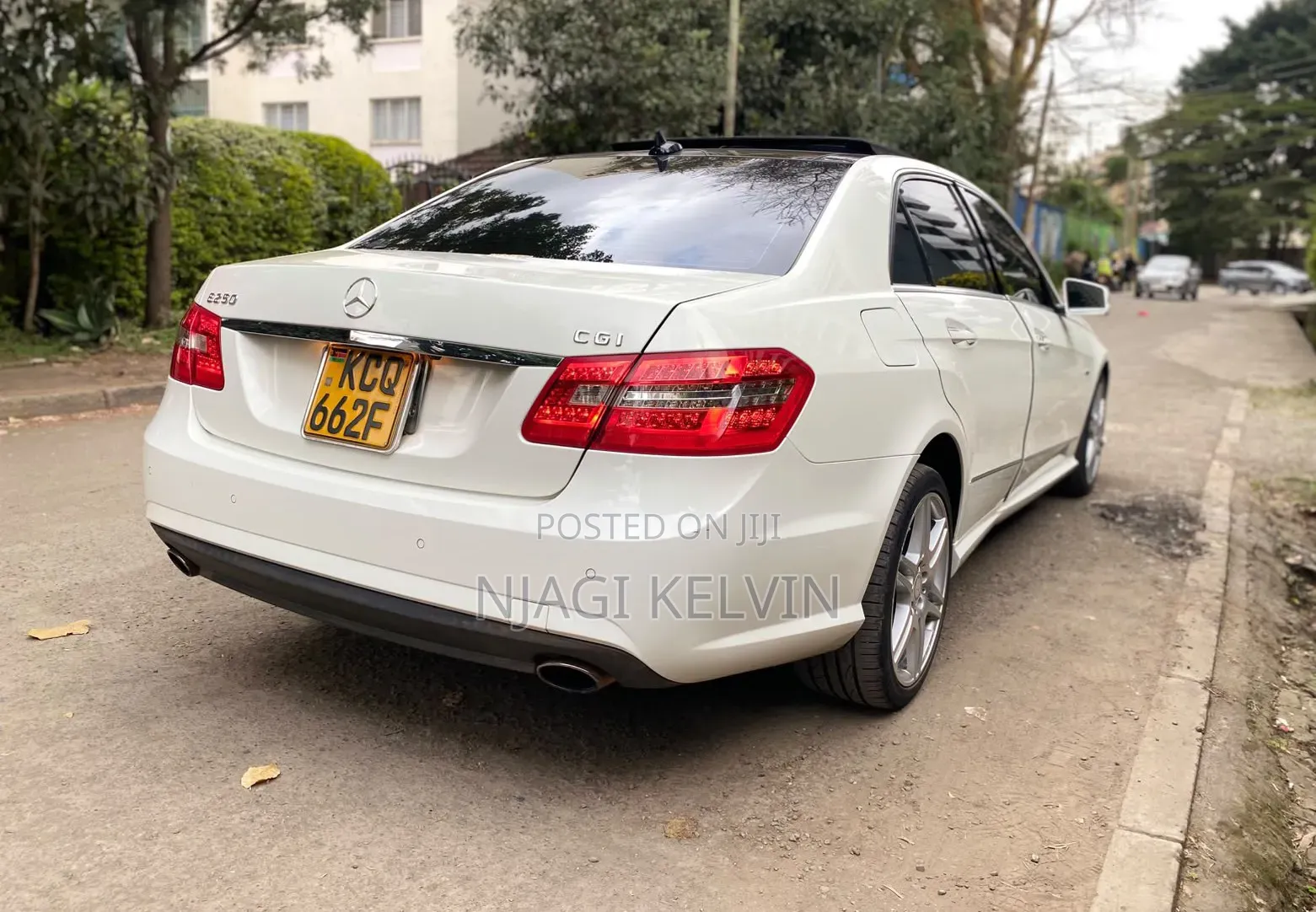 Mercedes-Benz E250 2011 Pearl