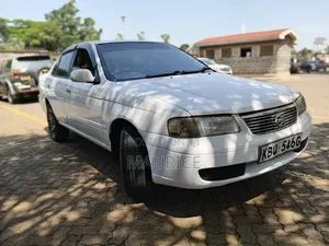 Nissan FB15 2004 White