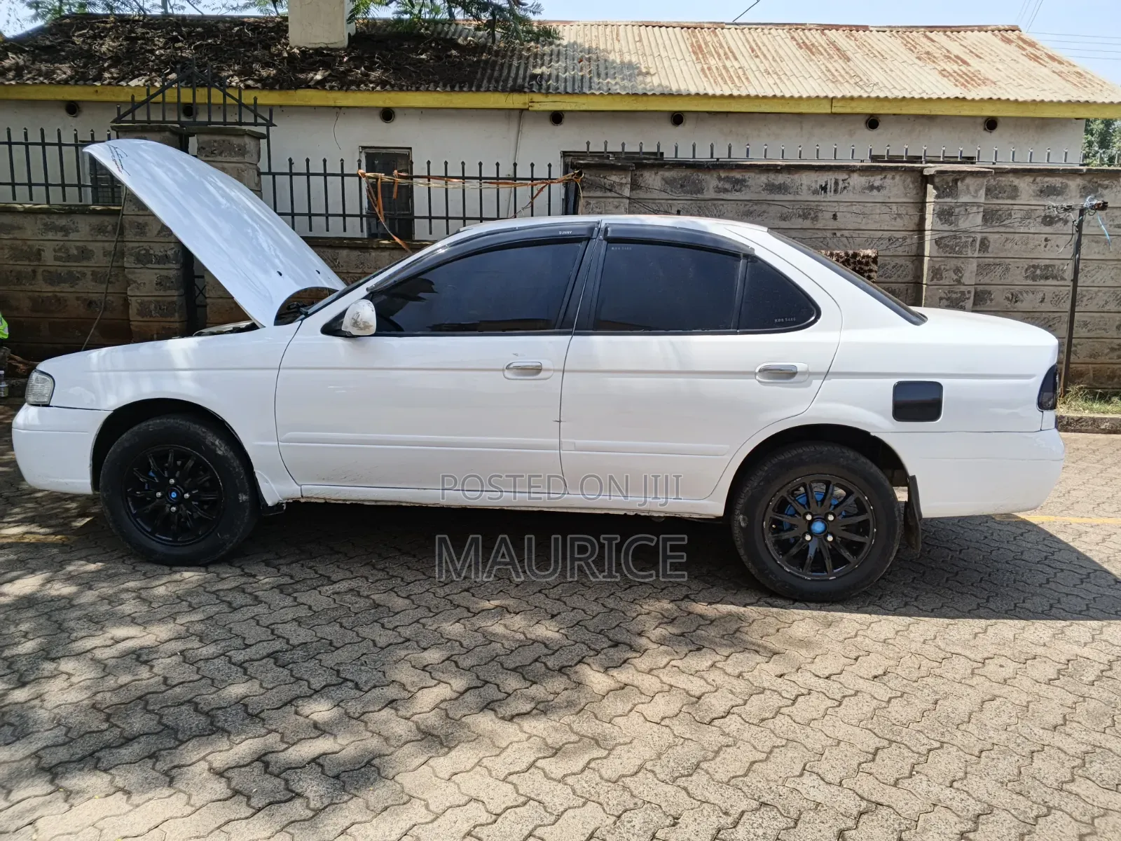 Nissan FB15 2004 White