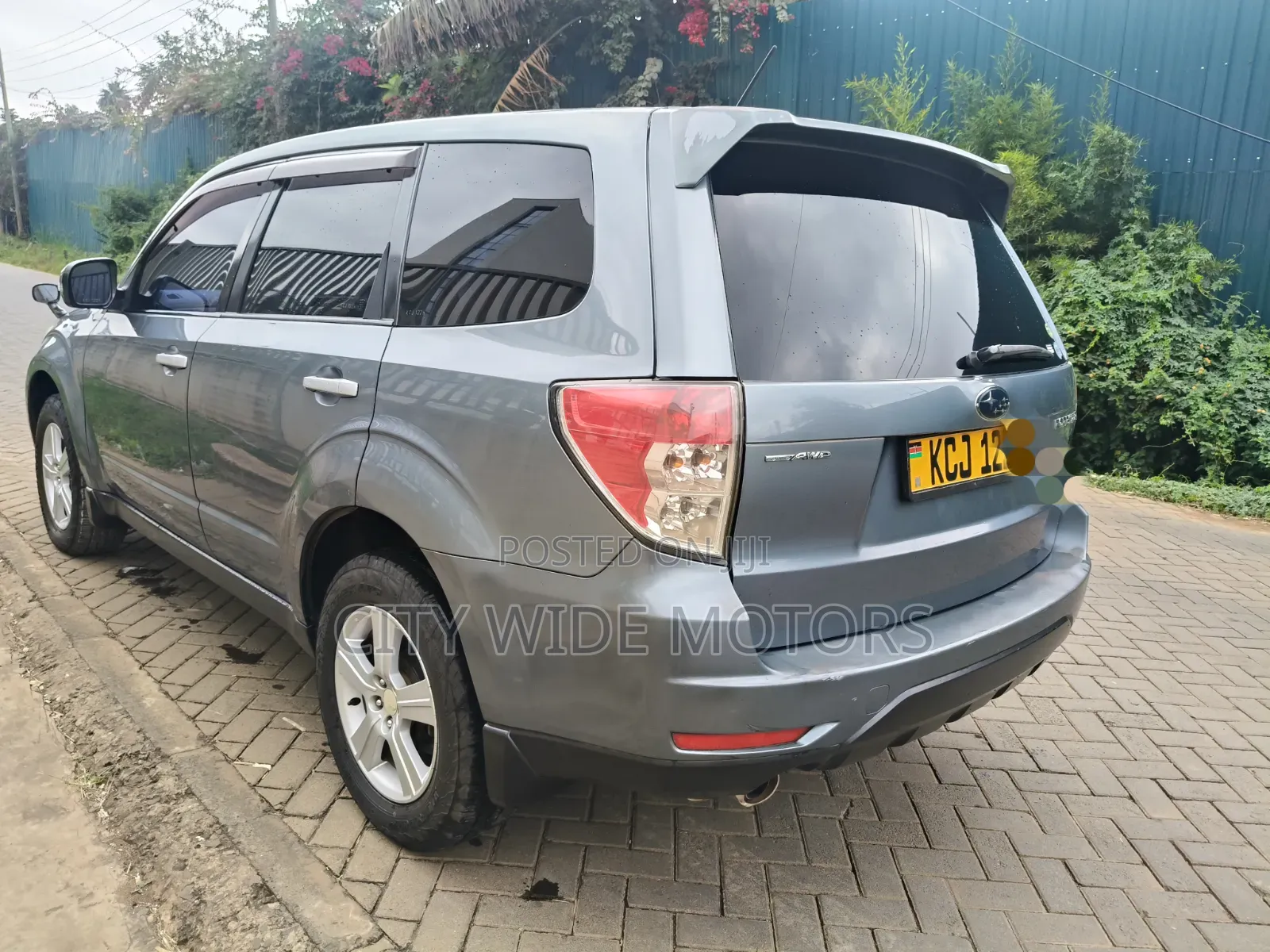 Subaru Forester 2010 Gray