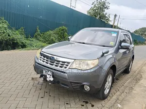 Subaru Forester 2010 Gray