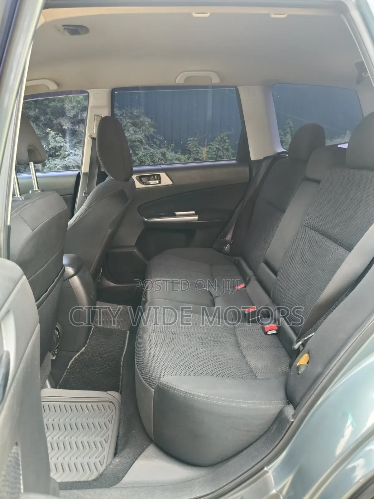 Subaru Forester 2010 Gray